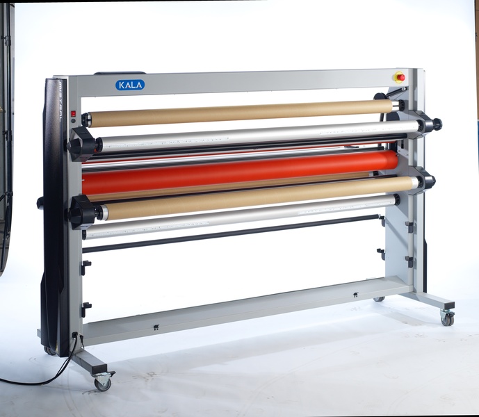 Mistral 2100 mit beheizbarer oberer Rolle 60° inkl. Fußschalter, Handbuch, Netzkabel