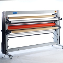Mistral 2100 mit beheizbarer oberer Rolle 60° inkl. Fußschalter, Handbuch, Netzkabel