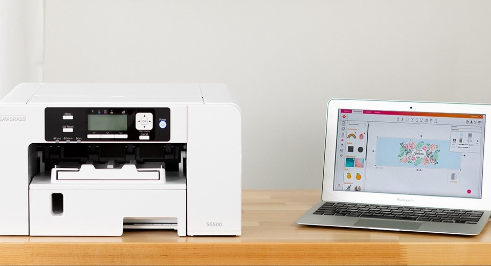 Sawgrass Virtuoso SG500EU A4 inkl. SubliJet UHD-Tinte CMYK à 31ml, USB-Kabel SURISG500EU