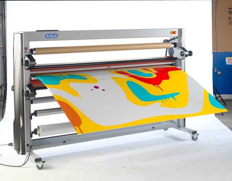 Mistral 2100 mit beheizbarer oberer Rolle 60° inkl. Fußschalter, Handbuch, Netzkabel